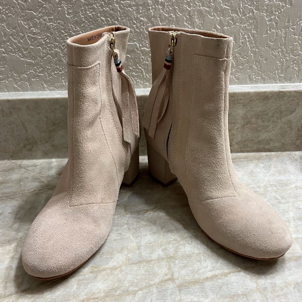 Toms Light Pink Suede Ankle Boots